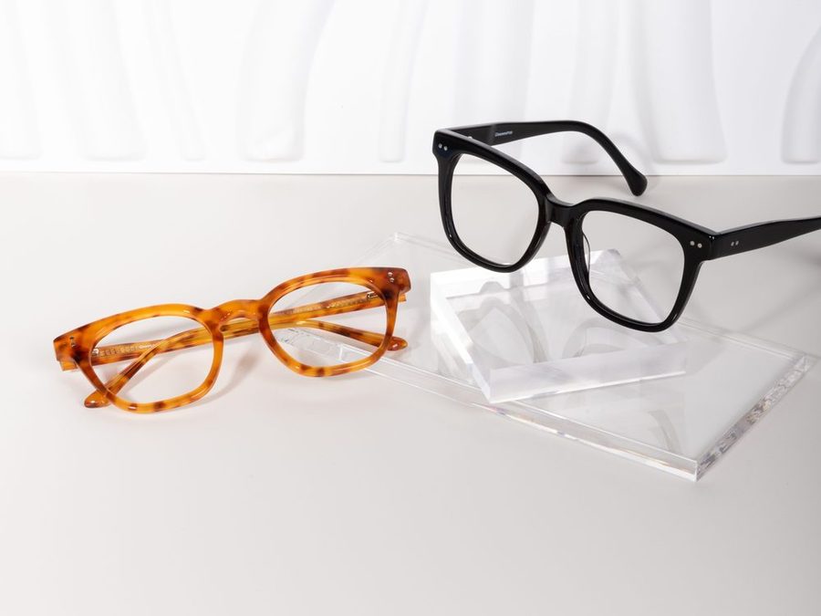 Montures de lunettes de vue